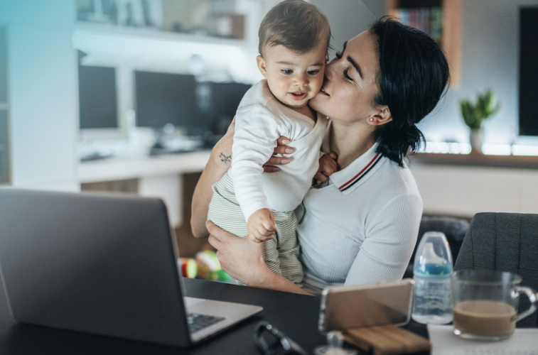 How to become a Freelance Mom: the Myths and the Realities